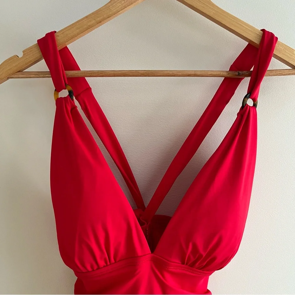 Tommy Bahama Pearl Novelty V Neck One Piece Cross Back Swimsuit Red Hibiscus 14